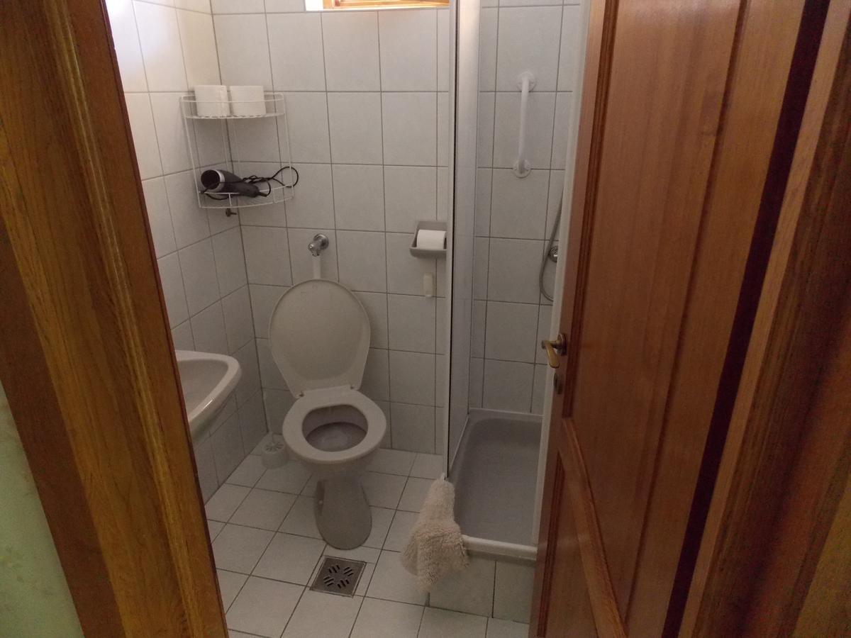 Madar Vendeghaz Aparthotel Hévíz Buitenkant foto